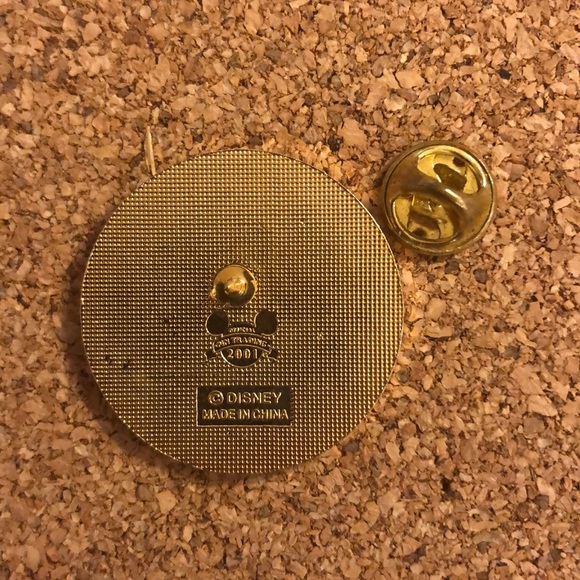 Disney: 3/$15 Mickey clean room pin - Picture 2 of 2